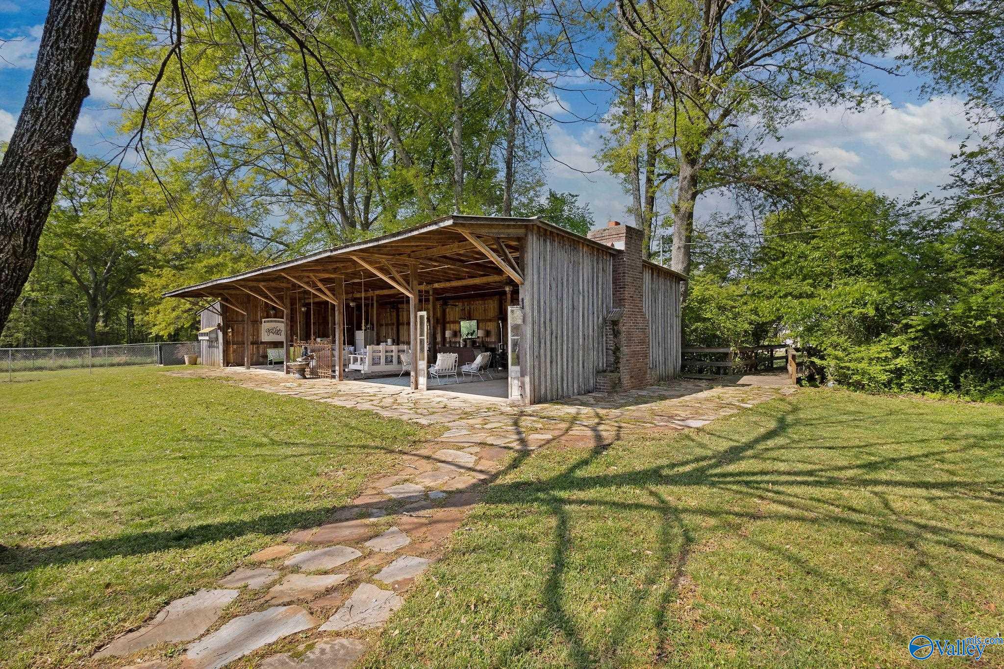 21316 County Road 460, Trinity, Alabama image 37
