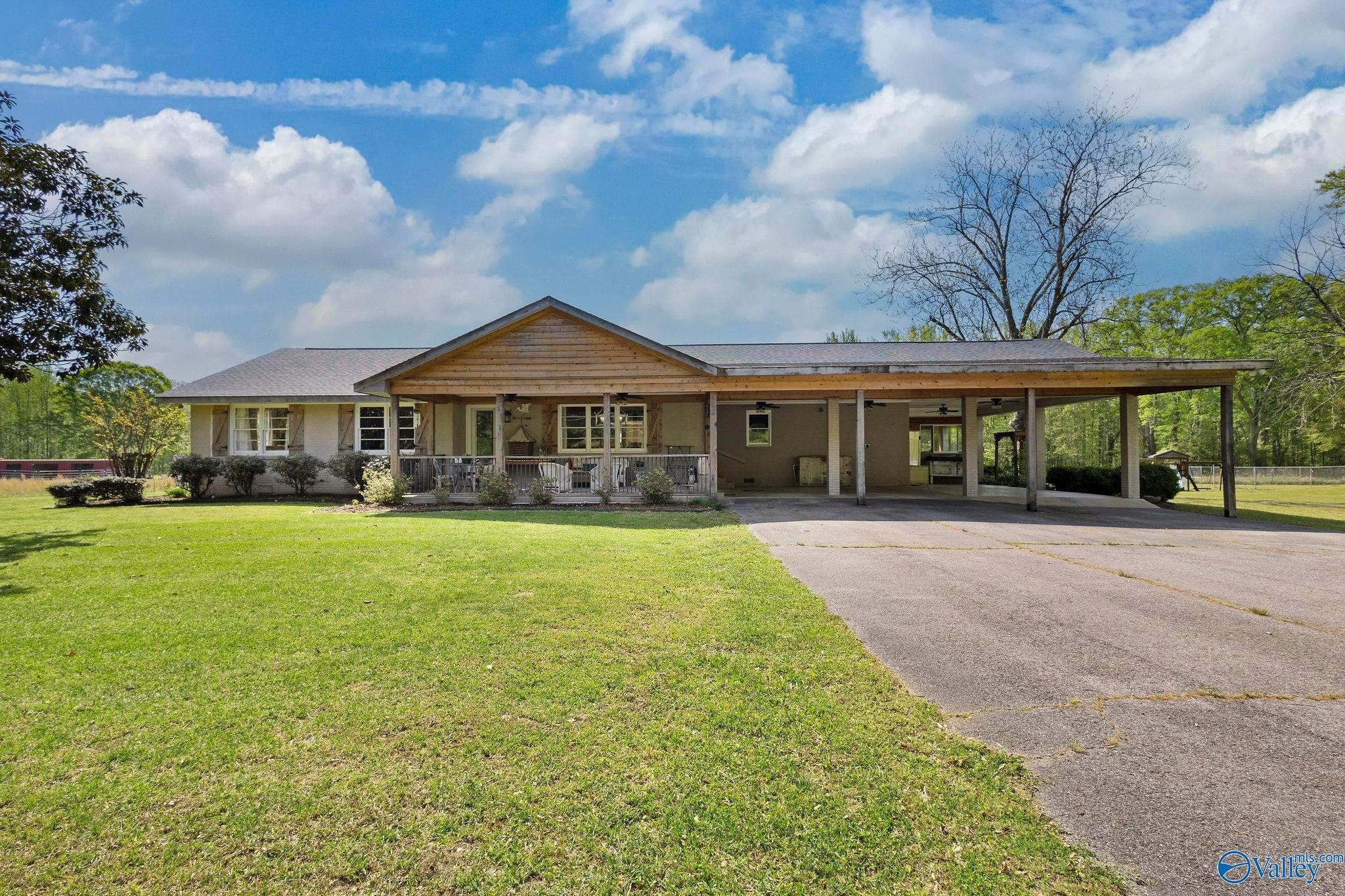 21316 County Road 460, Trinity, Alabama image 2