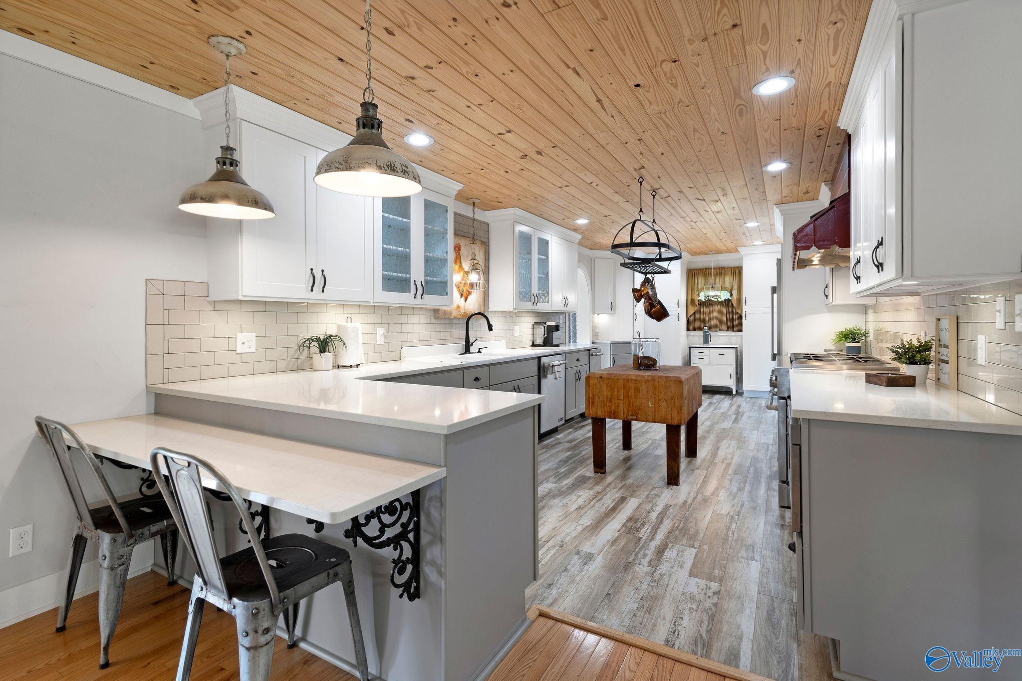 21316 County Road 460, Trinity, Alabama image 7