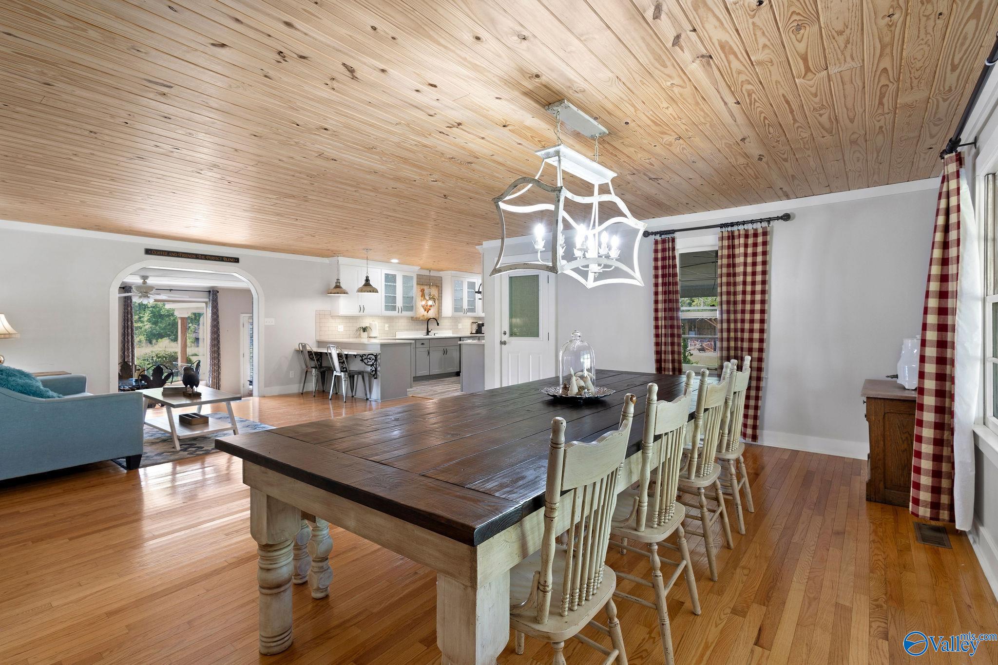 21316 County Road 460, Trinity, Alabama image 10