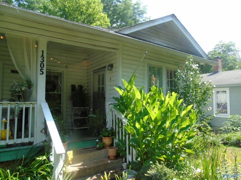 Multifamily For Rent - 1305 - B Wells Avenue<br/> Huntsville, AL 35801