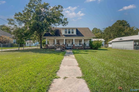 Homes For Sale - 345 North River Street<br/> Centre, AL 35960