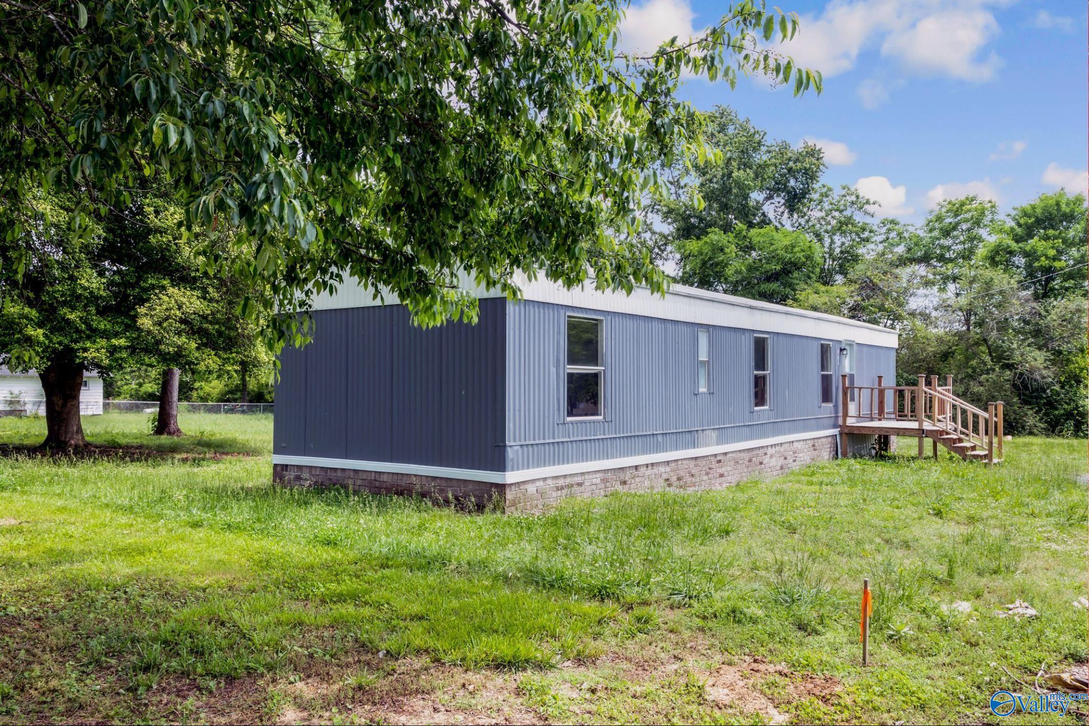 511 Roland Gooch Road, Hazel Green, Alabama image 2