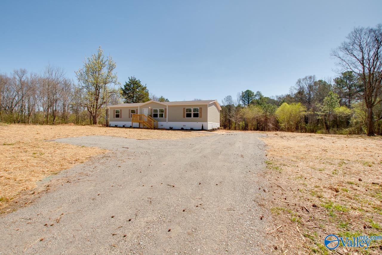 7163 Al Hwy 36, Laceys Spring, Alabama image 2