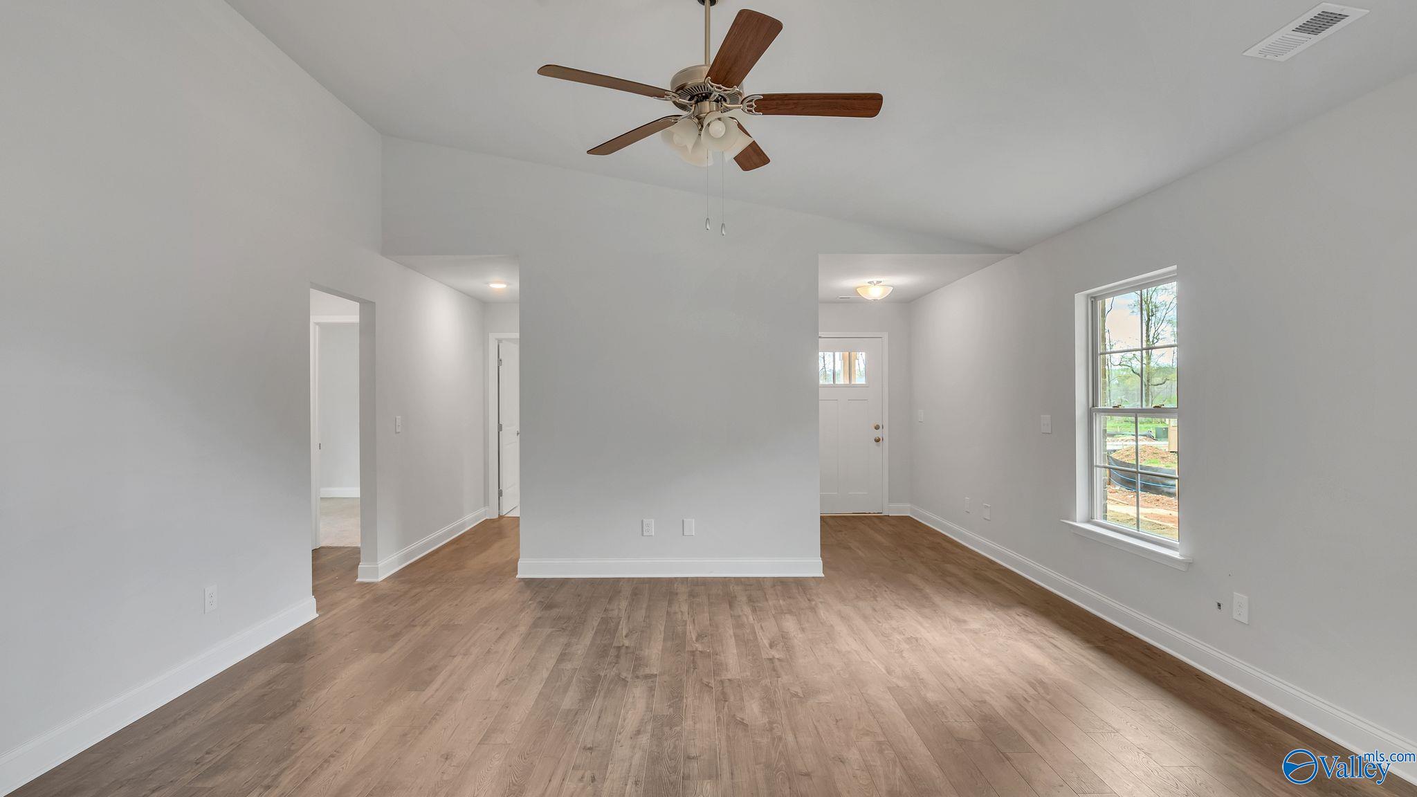 15284 Lapwing Cove, Athens, Alabama image 15