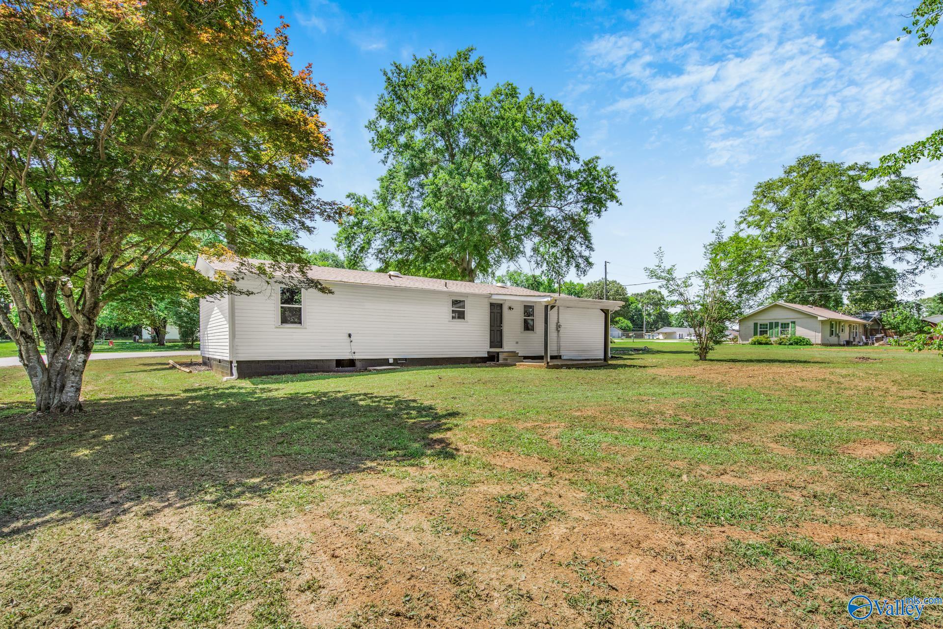 327 Spring Street, Rogersville, Alabama image 4