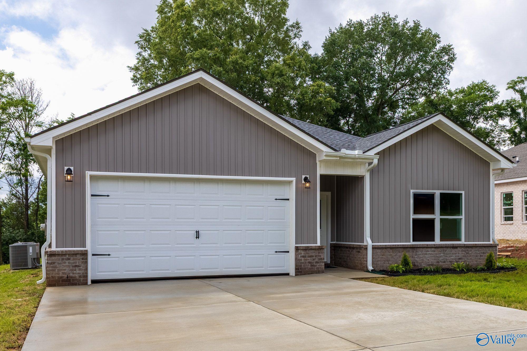 104 Shelly Lane, Huntsville, Alabama image 2