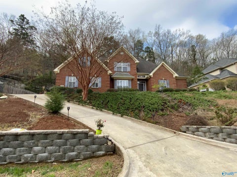 Homes For Rent - 3014 Box Canyon Road<br/> Huntsville, AL 35803