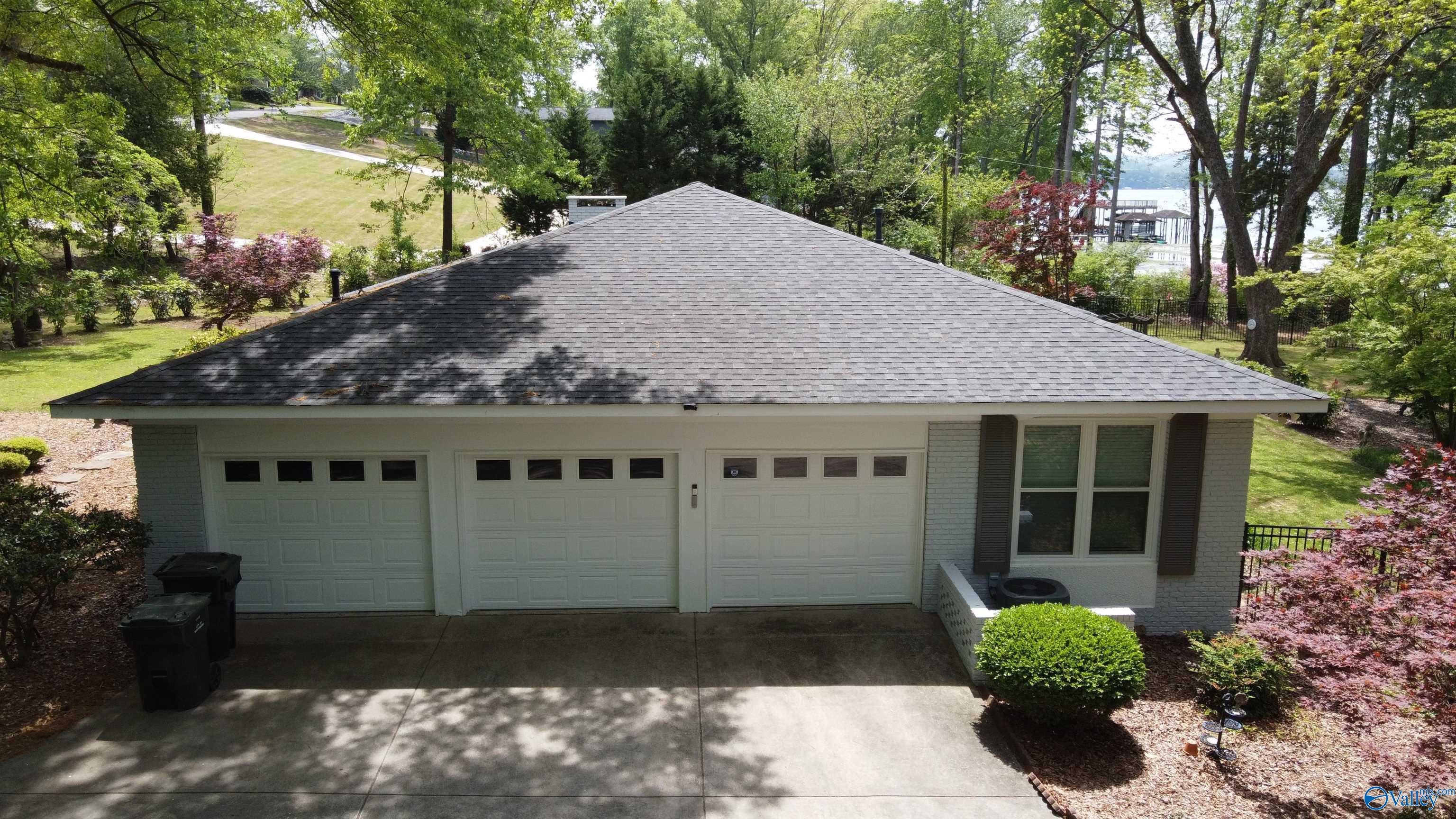 1702 Roseberry Drive, Scottsboro, Alabama image 4