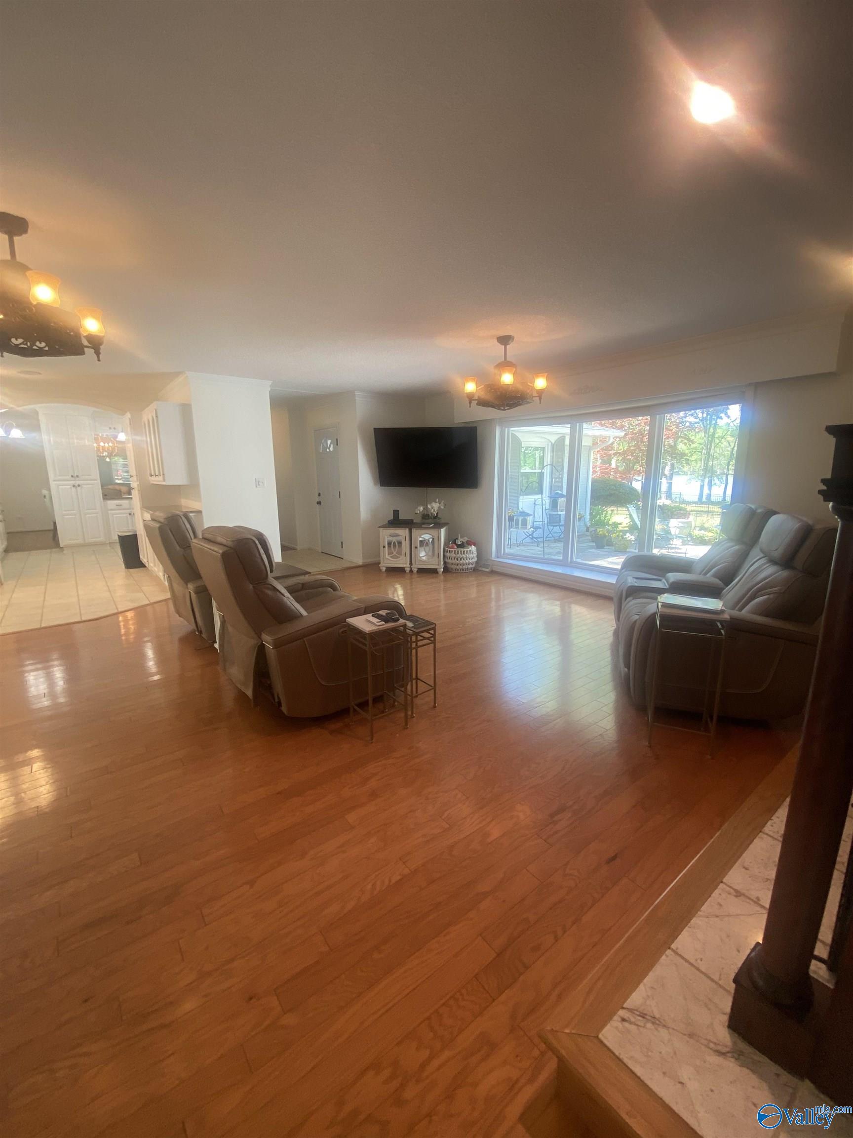 1702 Roseberry Drive, Scottsboro, Alabama image 28