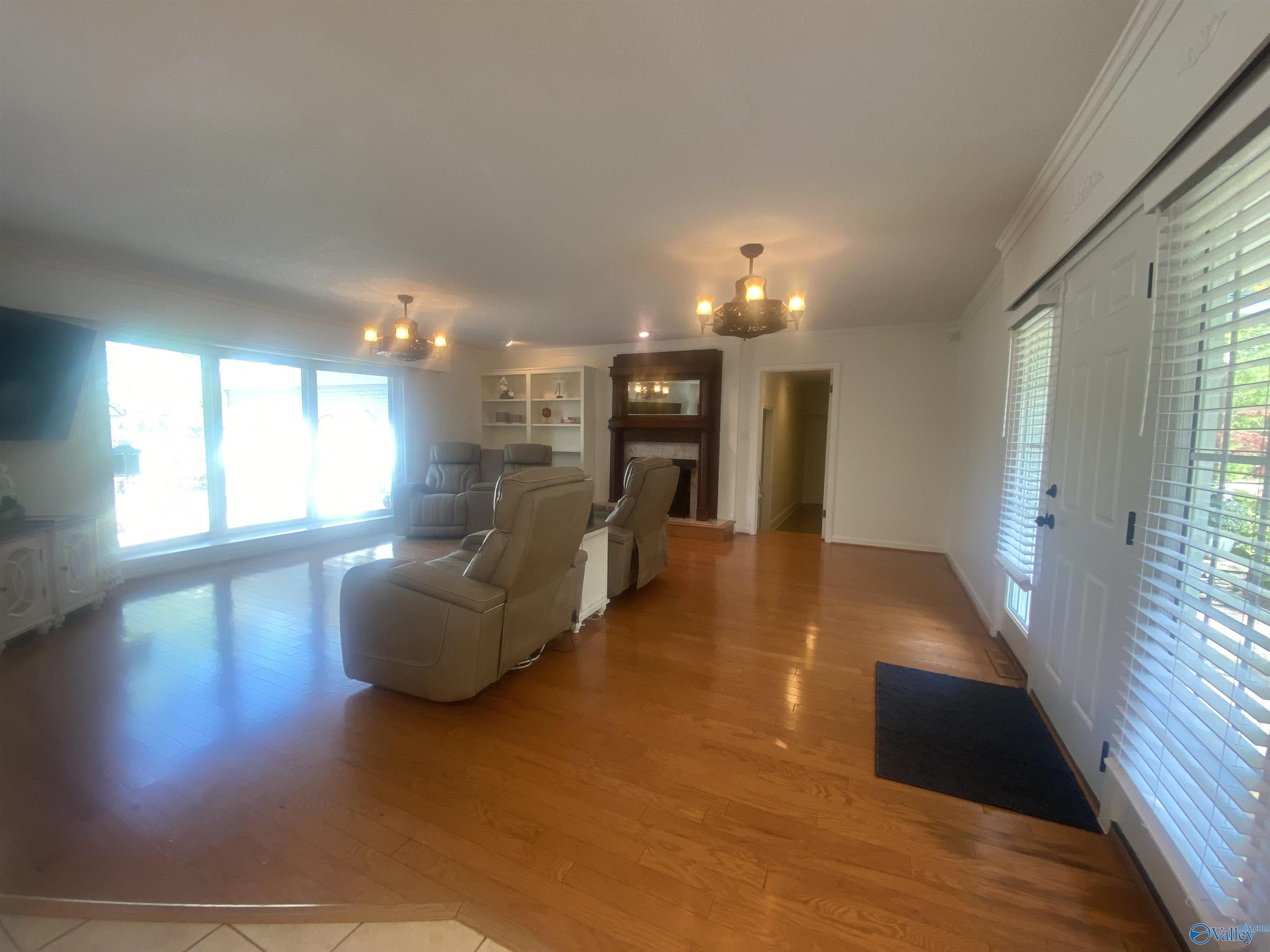 1702 Roseberry Drive, Scottsboro, Alabama image 27