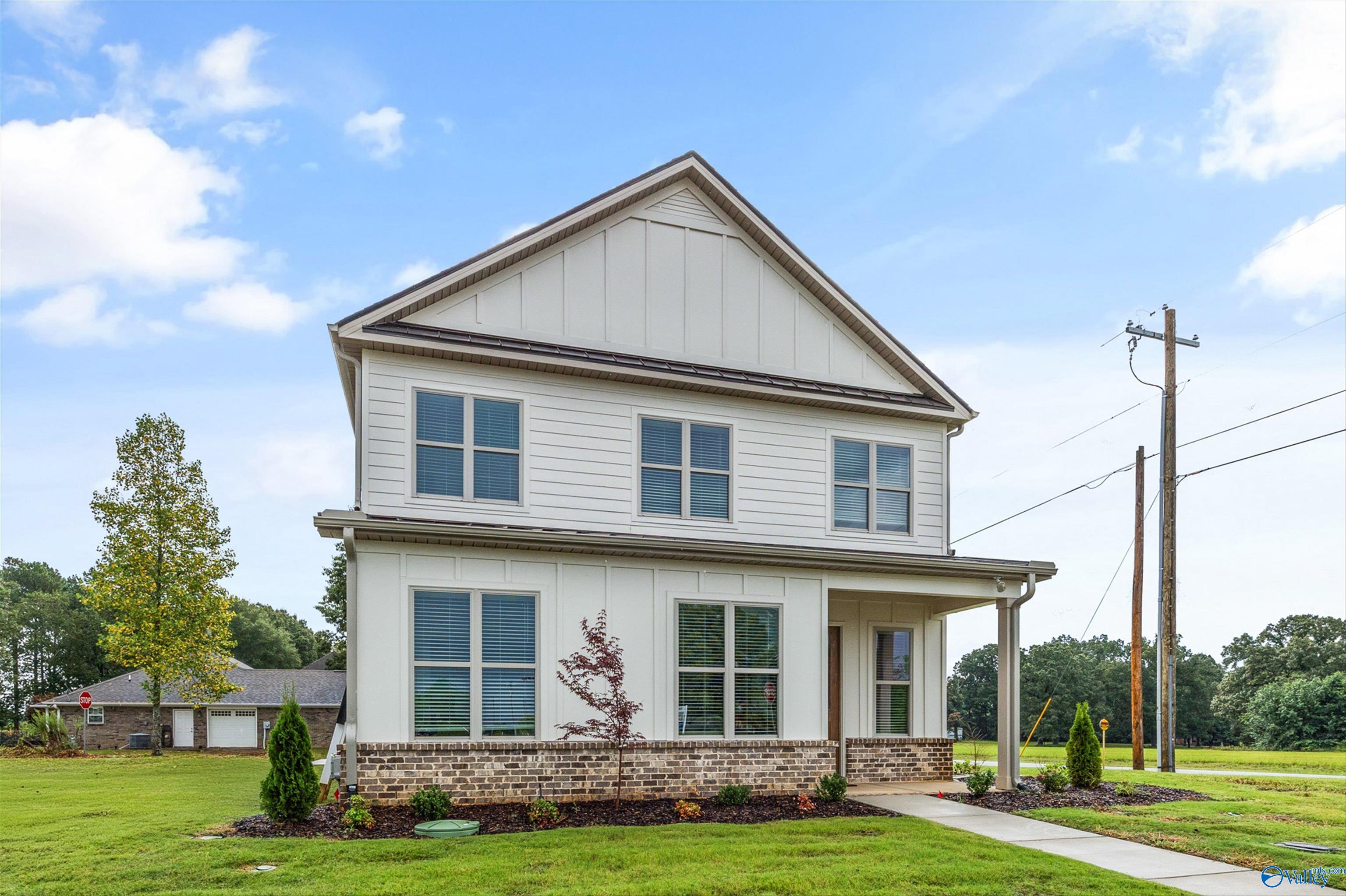 22018 Mulligan Parkway