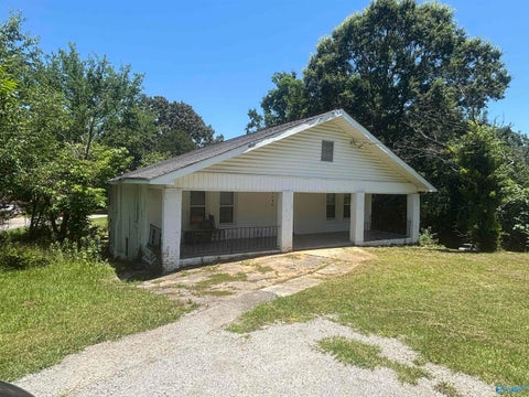 Homes For Sale - 1705 Cherry Avenue<br/> Birmingham, AL 35214