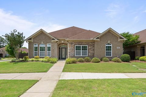 Photo of 907 Binding Branch, Huntsville, AL 35806 (MLS # 21909831)
