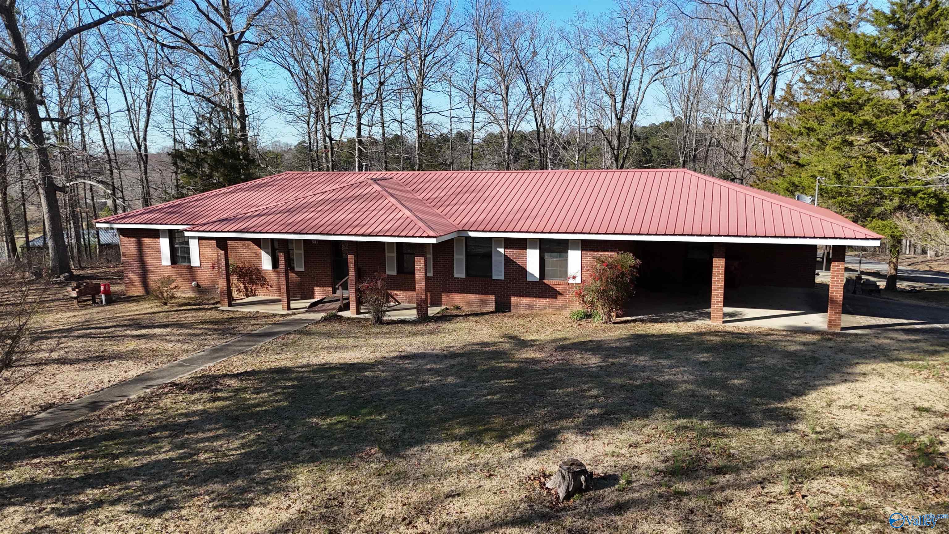 217 Colvin Circle, Hamilton, Alabama image 2