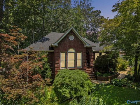 Homes For Sale - 14402 E Limestone Road<br/> Harvest, AL 35749