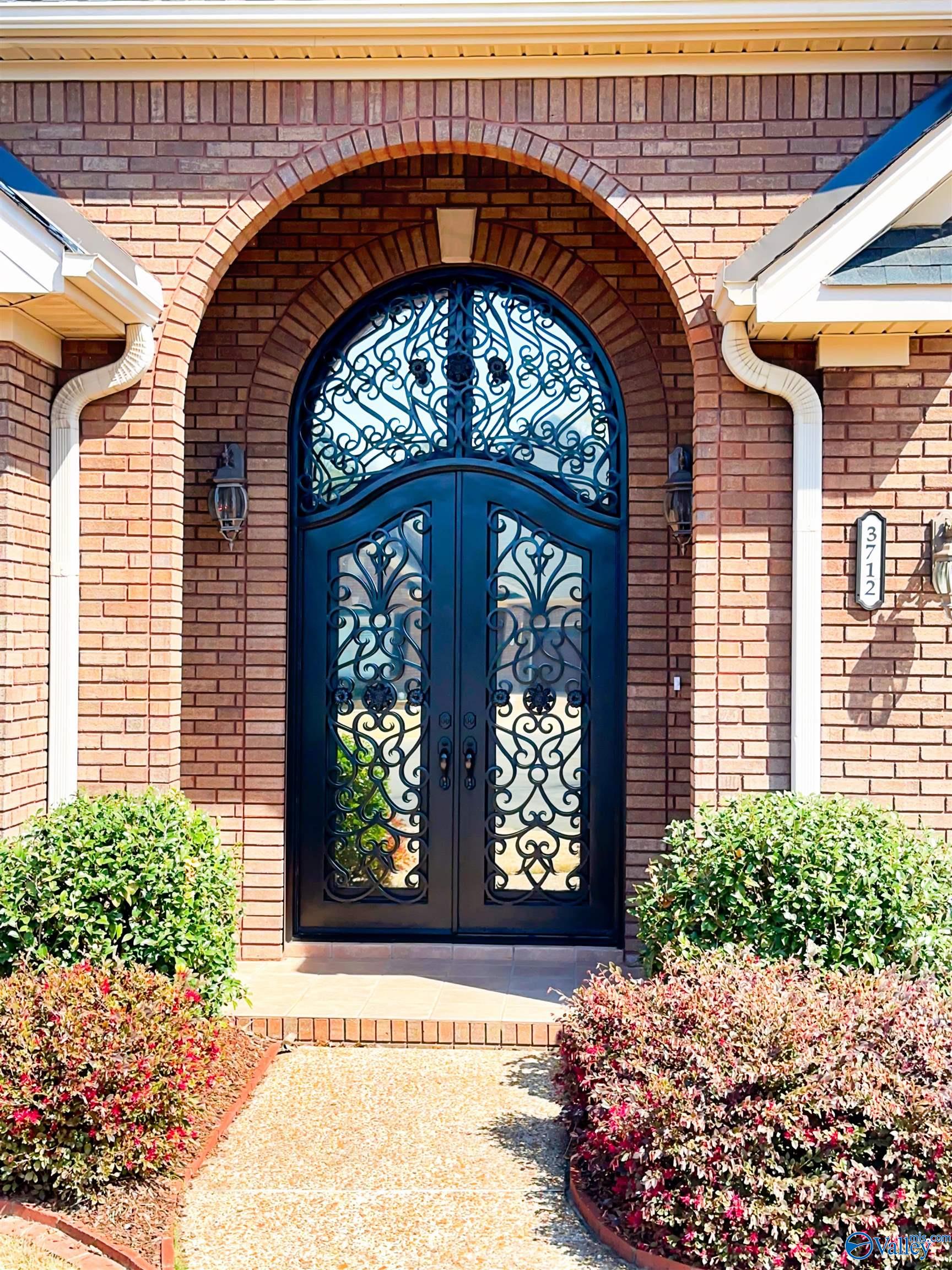 3712 Sabine Court, Decatur, Alabama image 2