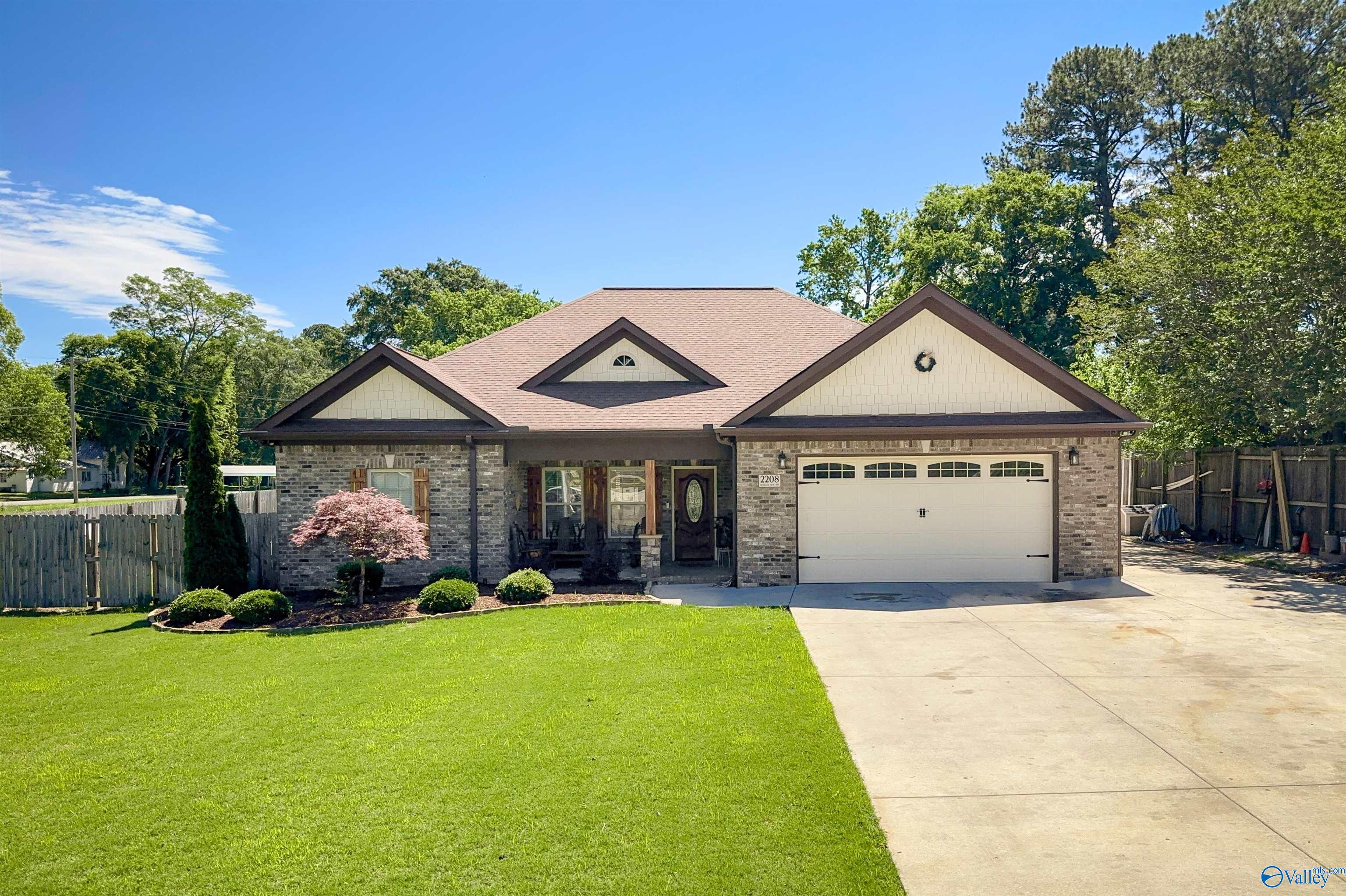 2208 Morgan Avenue, Decatur, Alabama image 1