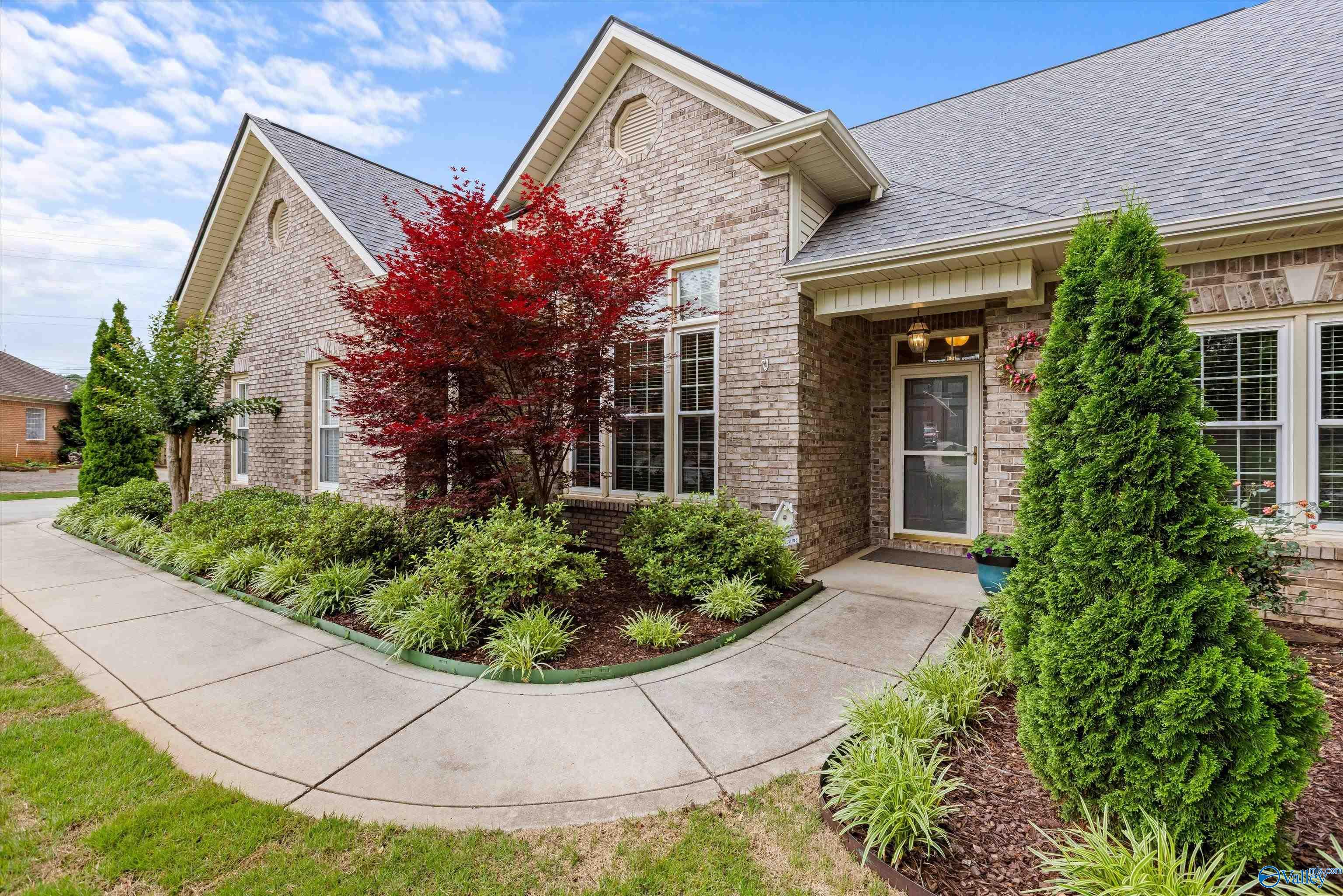 102 Langly Court