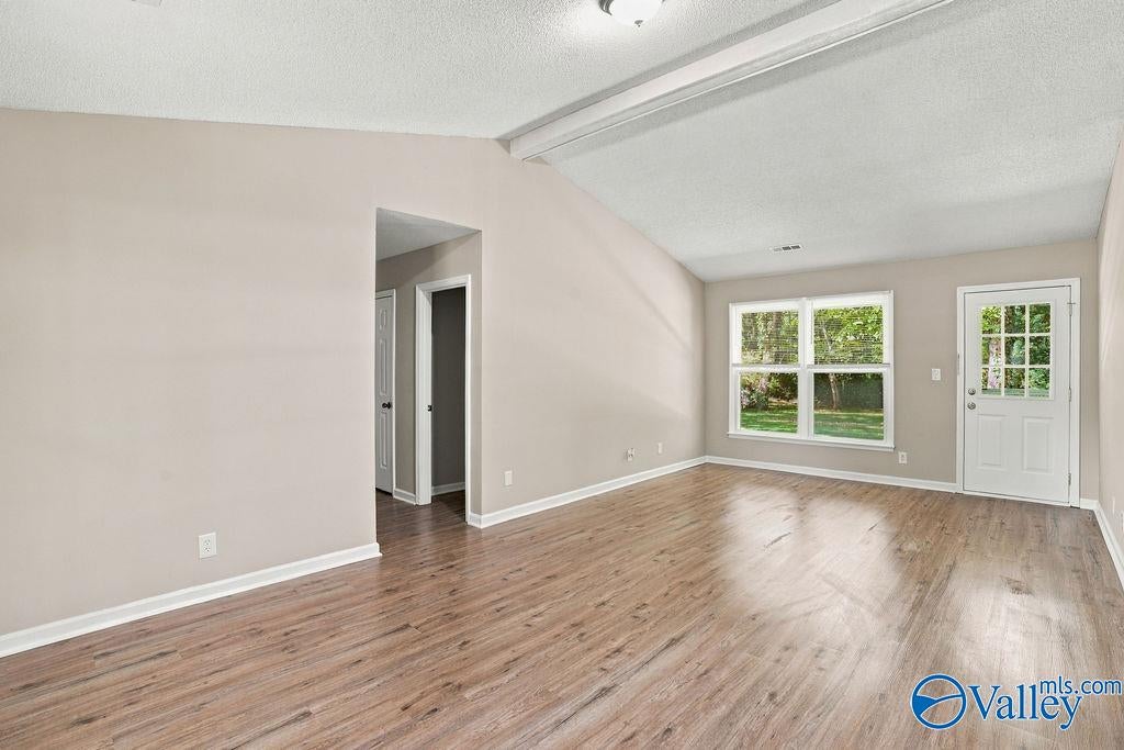 1508 Ravenwood Circle
