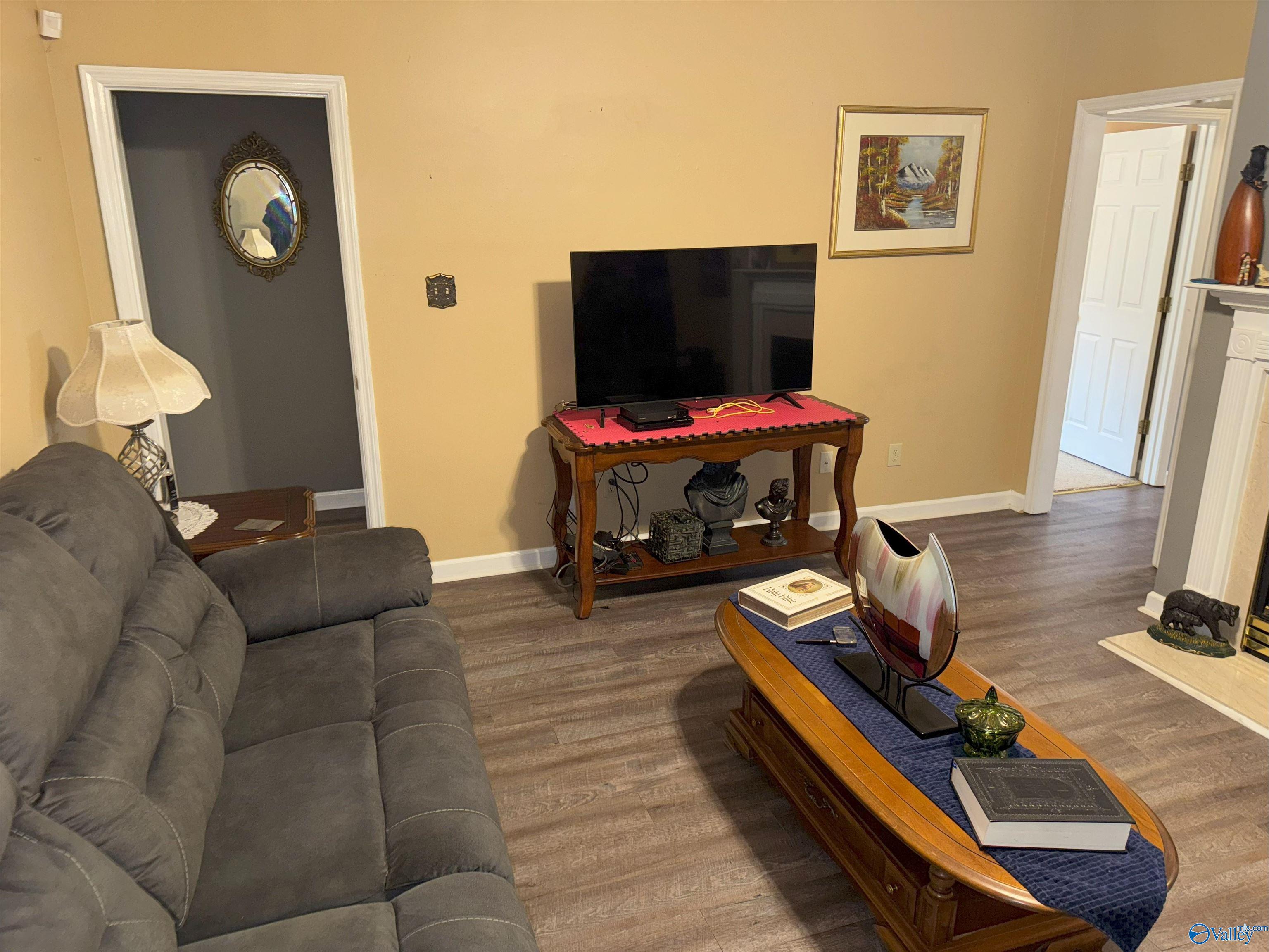 1812 Kathy Lane Court, Decatur, Alabama image 9
