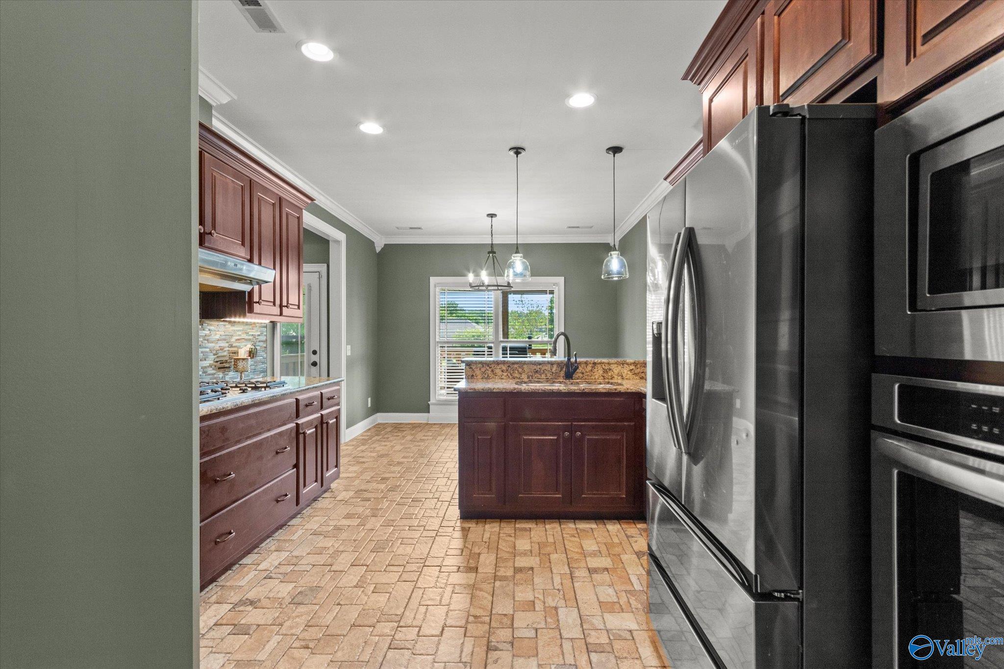 115 Grassy Bank Drive, New Market, Alabama image 13
