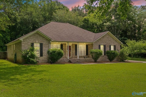 Homes For Sale - 1019 Pine Grove Road<br/> Harvest, AL 35749