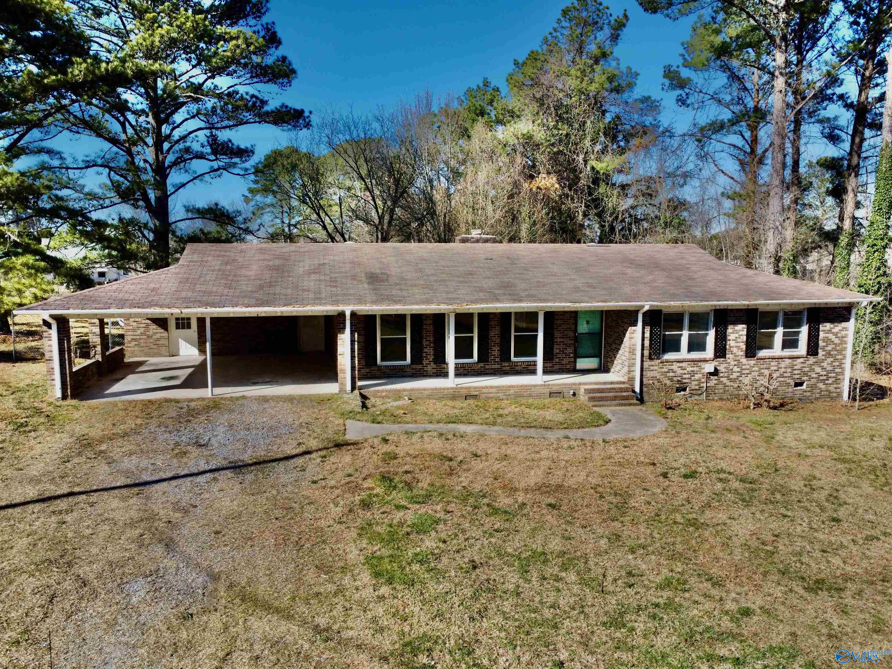 78 Vickie Lane, Albertville, Alabama image 1