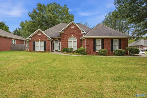 Homes For Rent - 210 Pebble Brook Drive<br/> Madison County, Madison, AL 35758