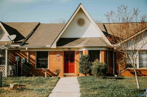 Townhouse For Sale - 338 SW Denver Place<br/> Morgan County, Decatur, AL 35603