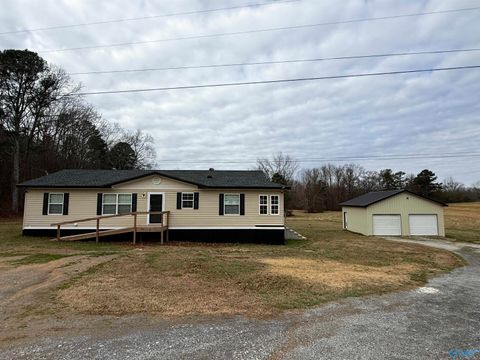 188 Prince Circle Laceys Spring AL 35754