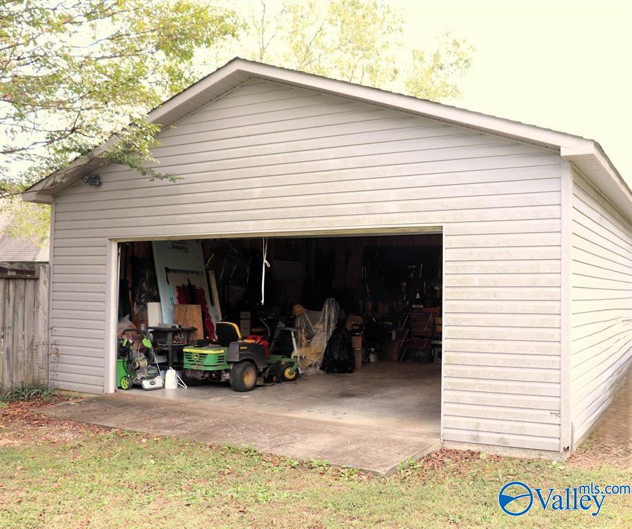69 Gum Springs Cut Off, Hartselle, Alabama image 36