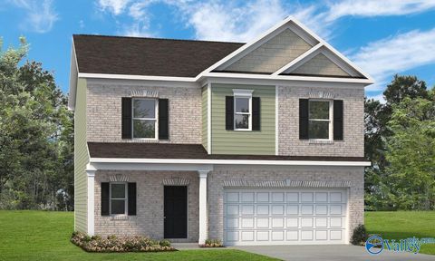 Homes For Sale - 328 Emma Way<br/> New Market, AL 35761