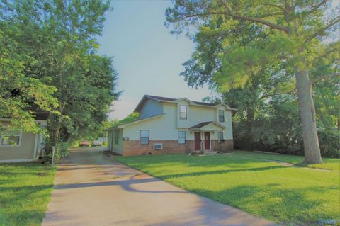 Multifamily For Sale - 1310 Halsey Avenue<br/> Huntsville, AL 35801