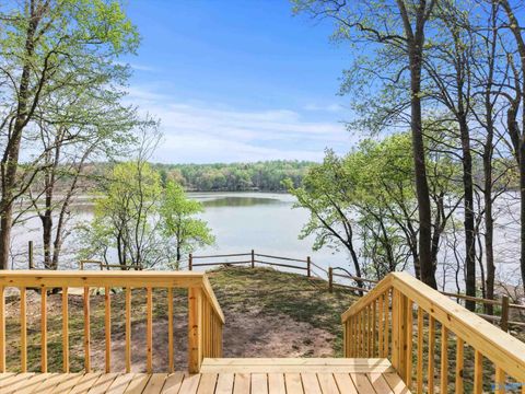 Photo of 8832 Curtis Road, Athens, AL 35614 (MLS # 21913926)