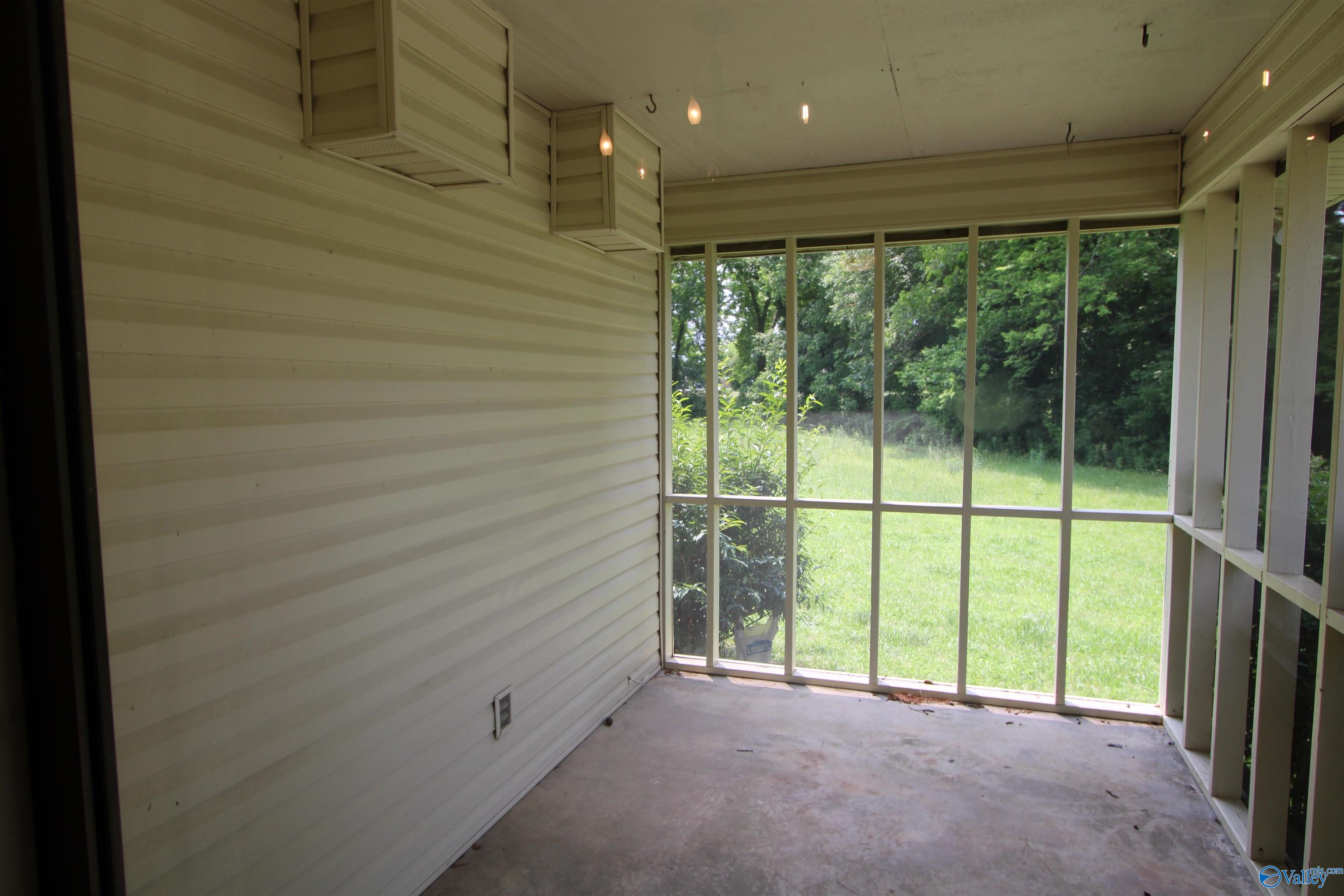 233 Shaw Road, Hartselle, Alabama image 8