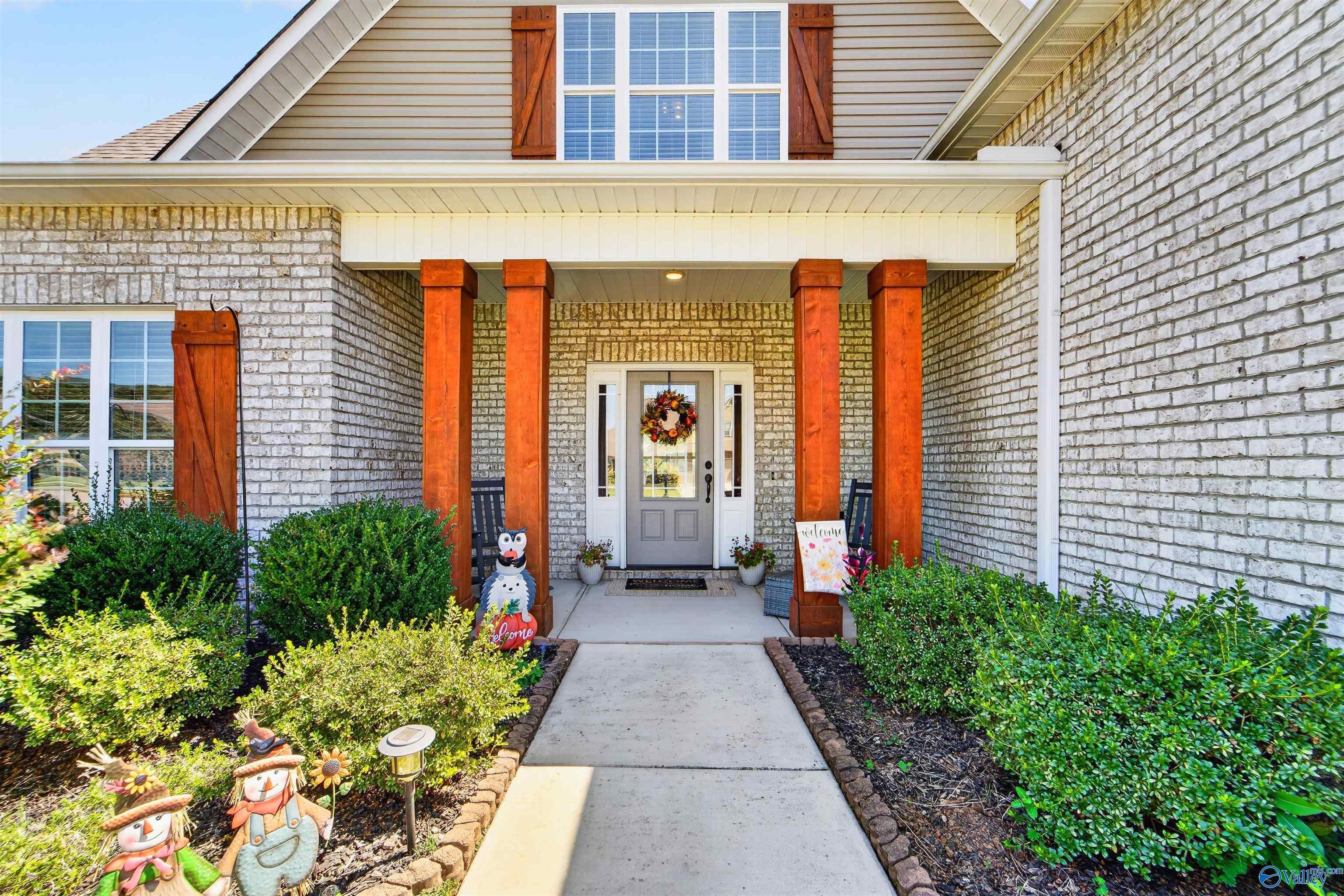 109 Somer Oaks Drive