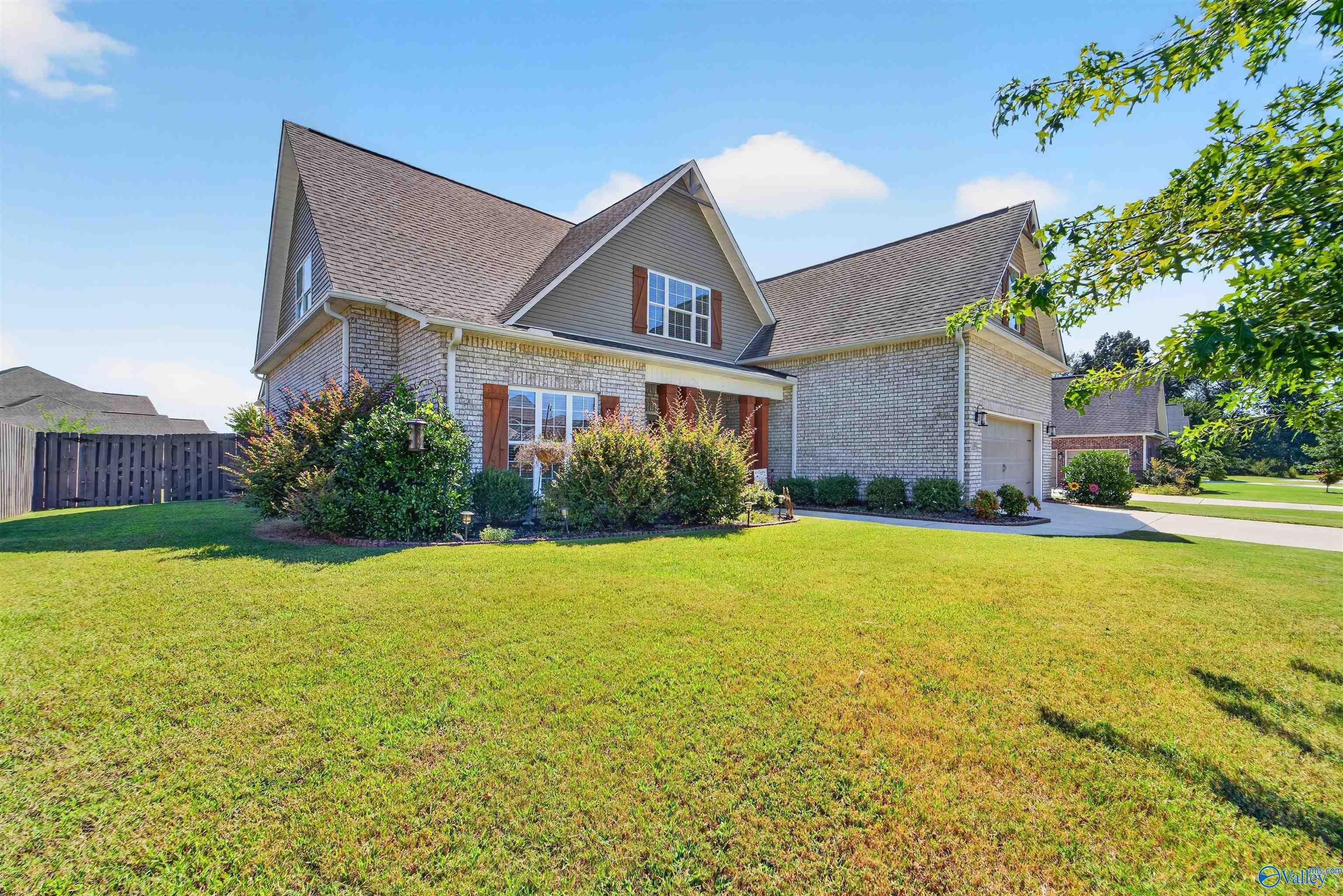 109 Somer Oaks Drive