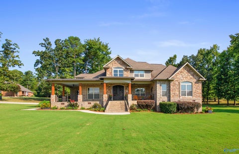 Homes For Sale - 178 Paradise Place<br/> Scottsboro, AL 35769
