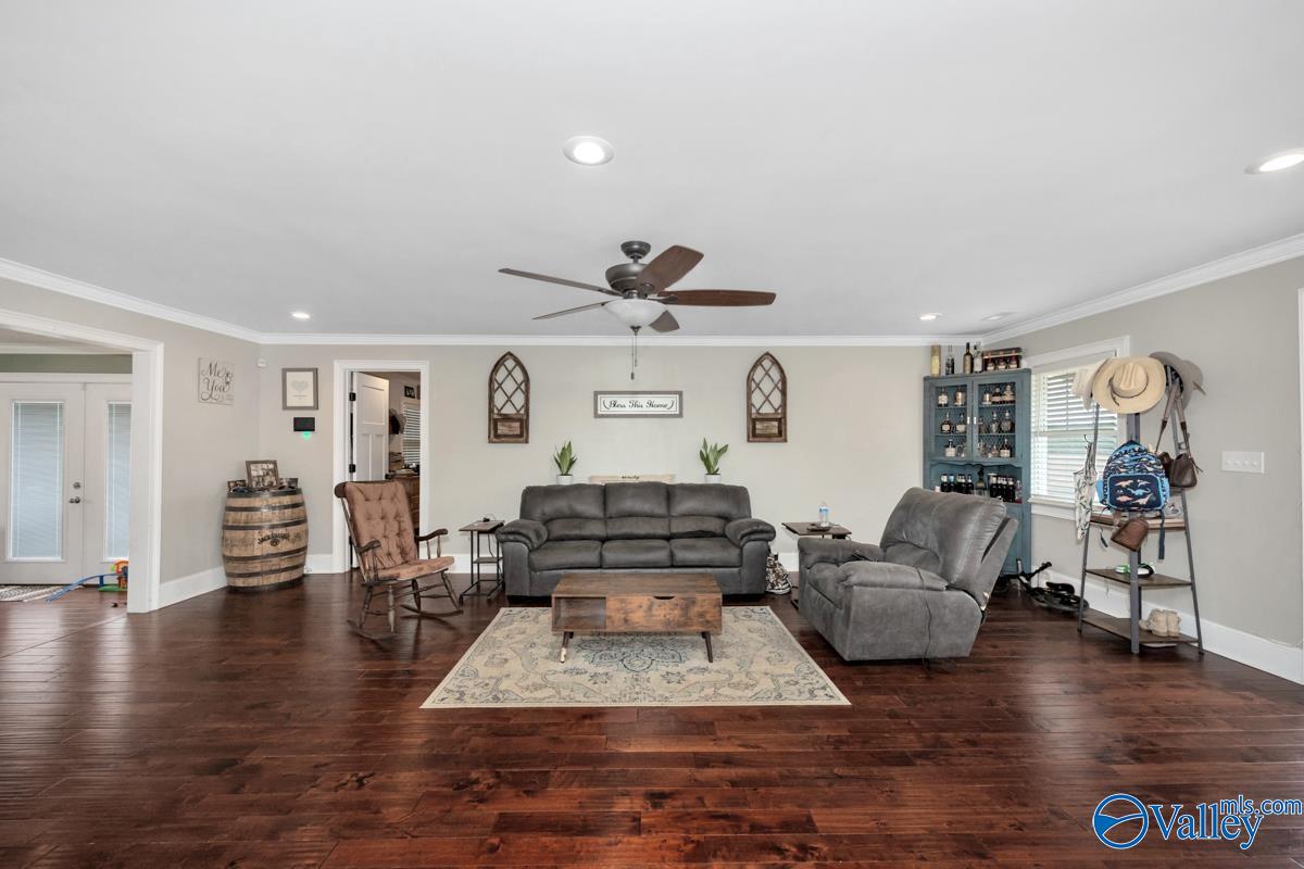 4050 Snake Road, Athens, Alabama image 4