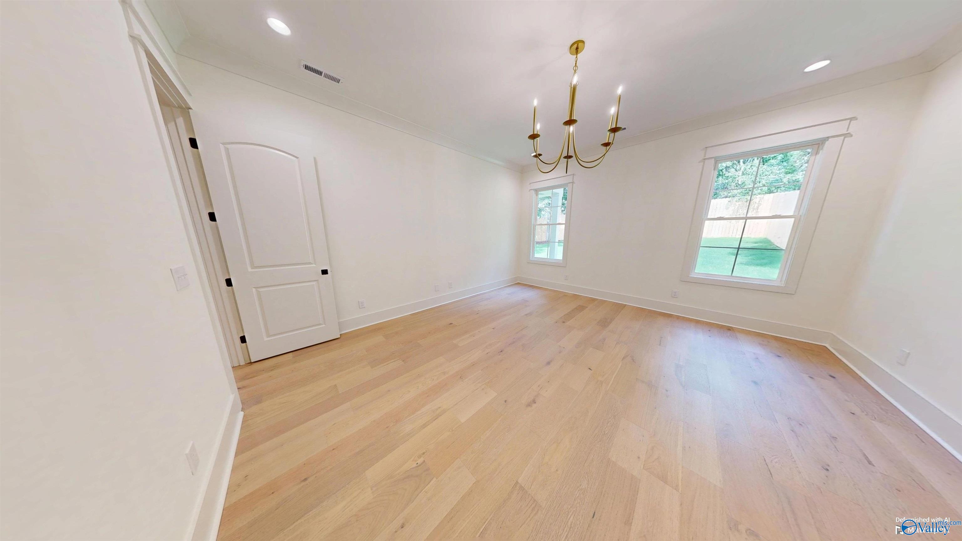 2703 Woodview Drive, Huntsville, Alabama image 23
