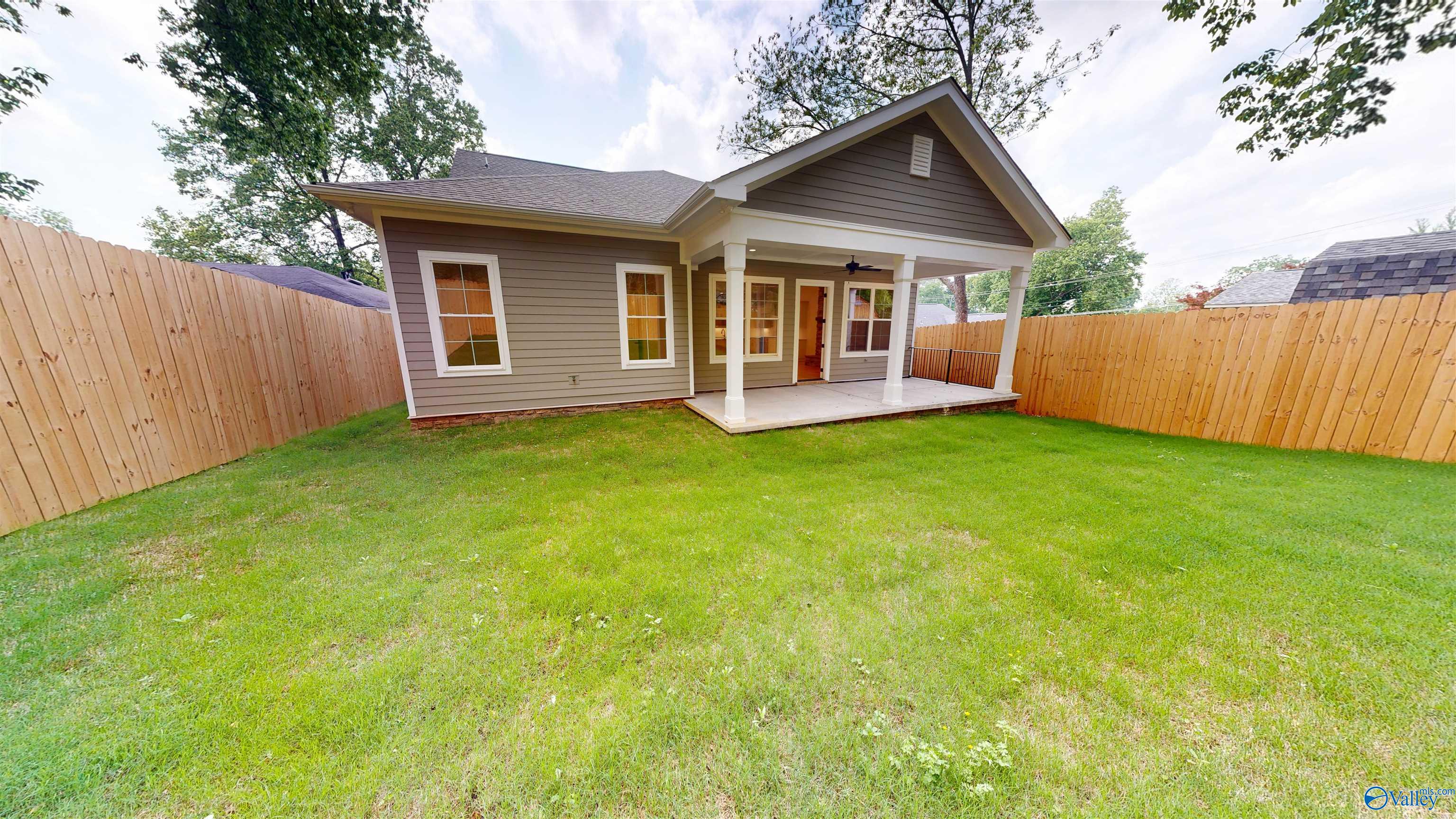 2703 Woodview Drive, Huntsville, Alabama image 45