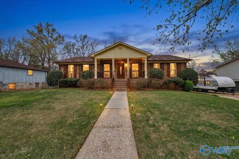 Photo of 12028 Queens Place SE, Huntsville, AL 35803 (MLS # 21912331)