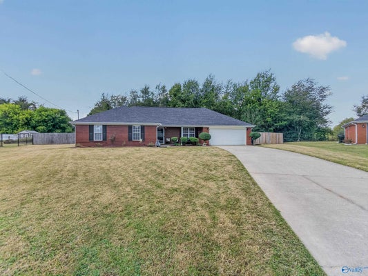 114 BUCKSKIN CT, HARVEST, AL 35749 - Image b591690e9397cbd8e426e7a25ee09623/90314259