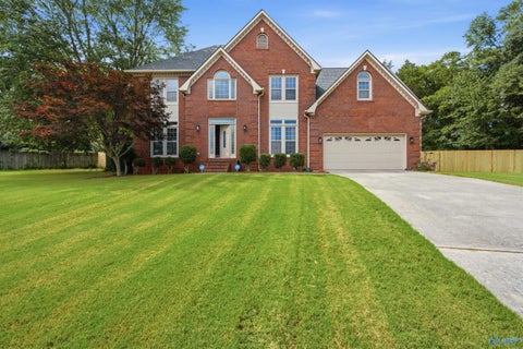 Homes For Sale - 134 Windingham Drive<br/> Huntsville, AL 35806