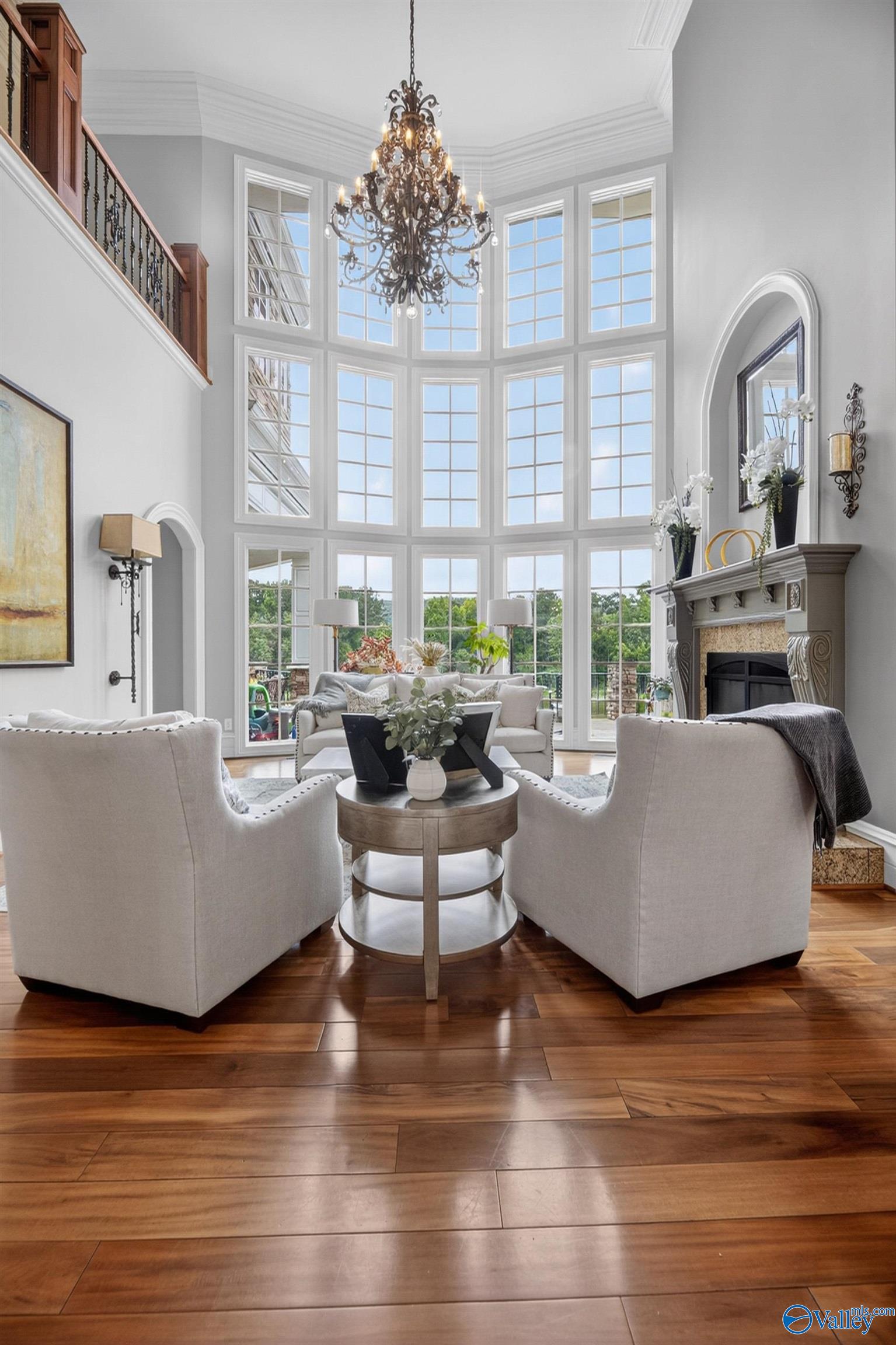 2400 Summerchase Drive