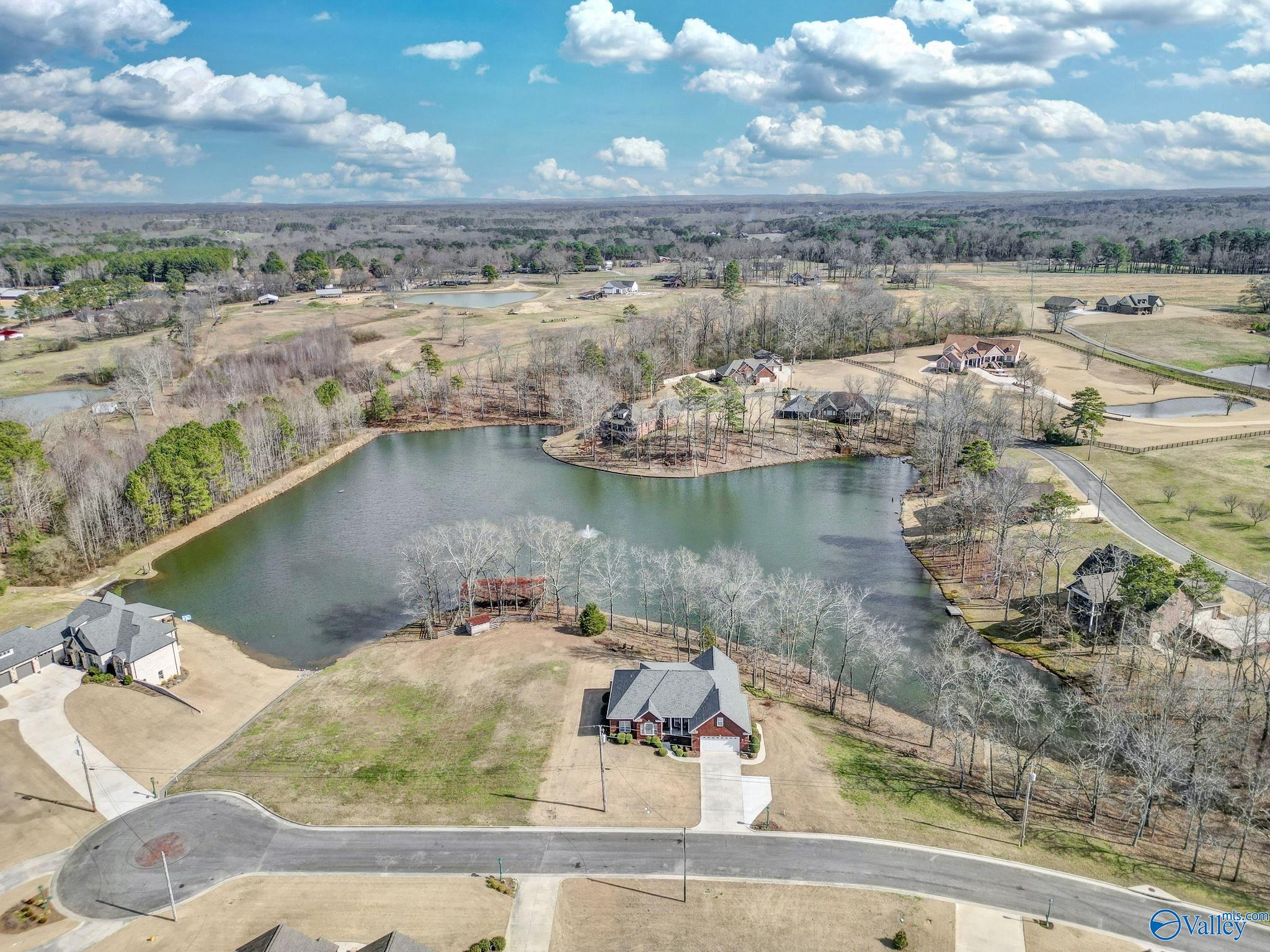 86 Paradise Drive, Boaz, Alabama image 2