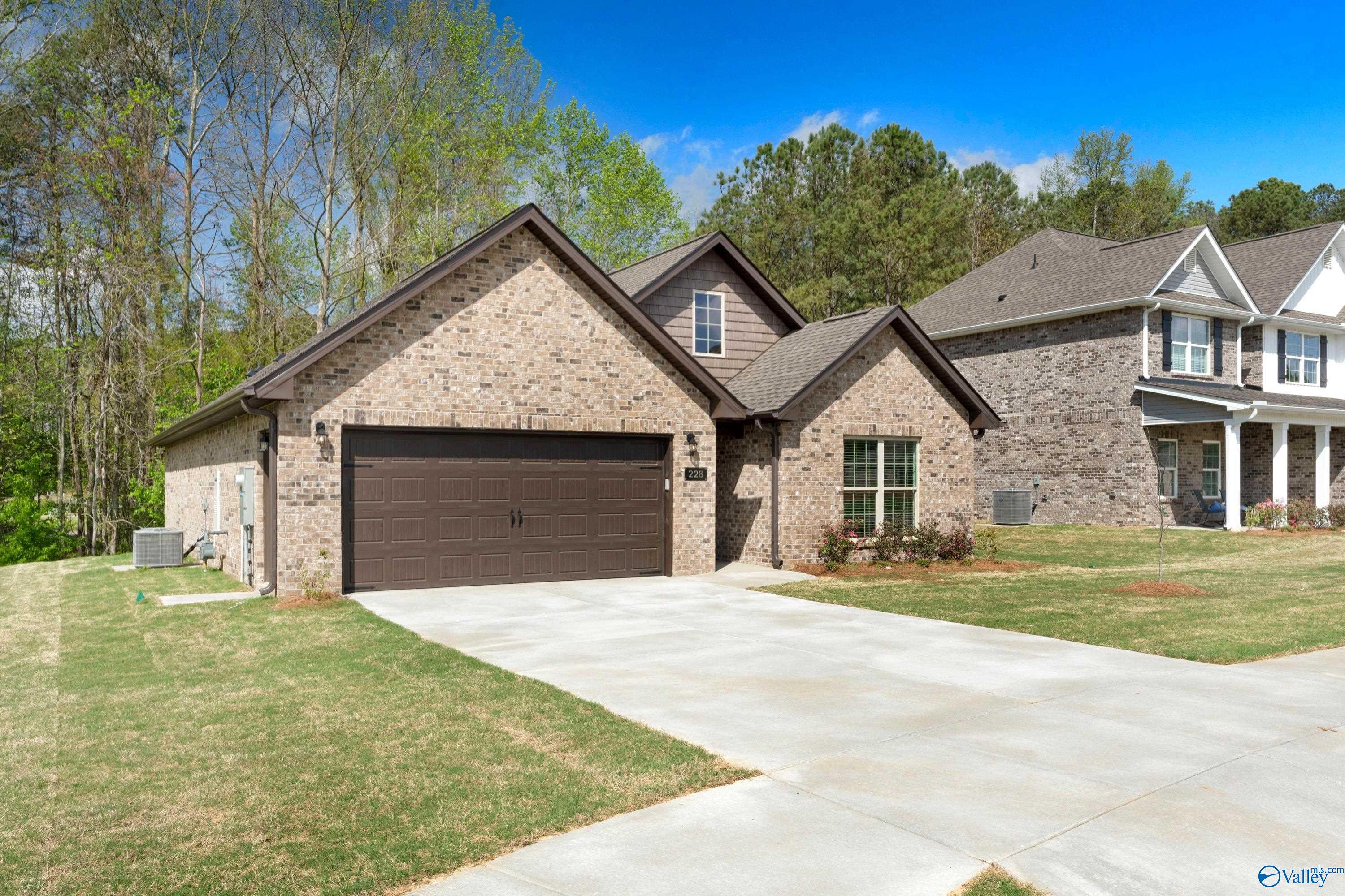 228 Gateway Trail, Arab, Alabama image 5