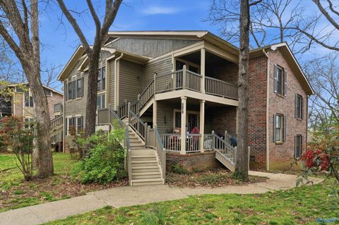 Condo For Sale - 2083 Woodlawn Drive #21-C<br/> Madison County, Huntsville, AL 35802