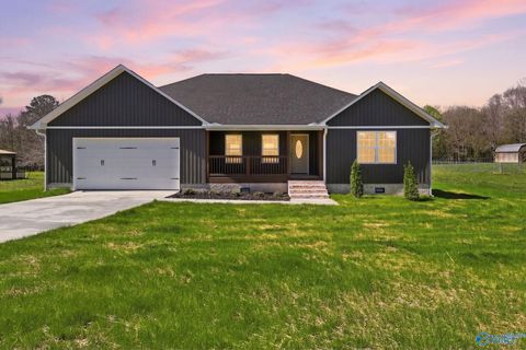 117 Creekside Drive Albertville AL 35950